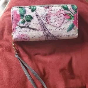 美品 Coach Maggie Madison Pink Floral Hobo Coach Madison Floral Embroidered 'Maggie' Shoulder Handbag